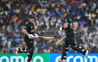 সাইফার্ট-অ্যালেনের রেকর্ড জুটিতে আমিরাতকে হারাল নিউ জিল্যান্ড