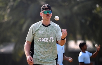 বিশ্বকাপ থেকে ছিটকে গেলেন ব্রেসওয়েল