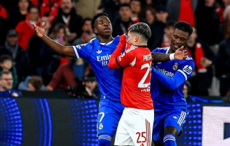 ভিনিসুসকে উদ্দেশ্য করে বর্ণবাদের অভিযোগ তদন্তের ঘোষণা উয়েফার