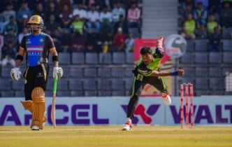 রংপুরকে গুঁড়িয়ে দুইয়ে সিলেট