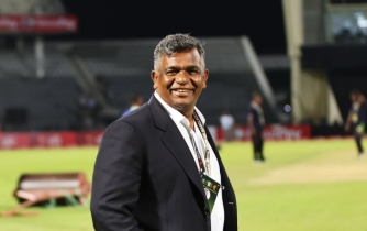 বিসিবির নির্বাচনে অংশ নিতে চান আমিনুল