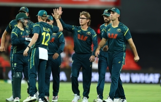 ৫ স্পিনার নিয়ে অস্ট্রেলিয়ার বিশ্বকাপ দল