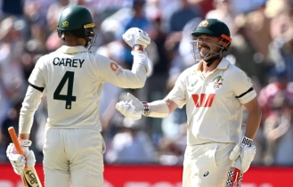 হেডের সেঞ্চুরিতে সাড়ে তিনশ ছাড়িয়েছে অস্ট্রেলিয়ার লিড