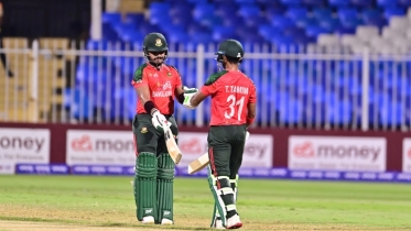শতরানের উদ্বোধনী জুটির পর ব্যাটিং ধস, এরপর জিতল বাংলাদেশ