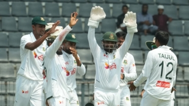 পাকিস্তানকে লজ্জায় ফেলার নজিরে অস্ট্রেলিয়ার পাশে বাংলাদেশ