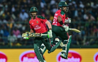 ধীর ব্যাটিংয়ে শ্রীলঙ্কাকে ১৫৫ রানের লক্ষ্য দিল বাংলাদেশ