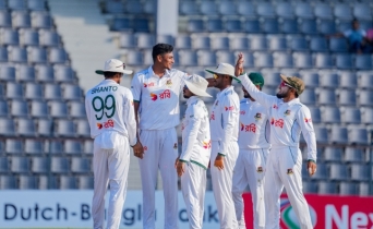 ইনিংস ব্যবধানে জয় দেখছে বাংলাদেশ