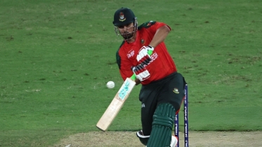 ব্যাটারদের বাজে সিদ্ধান্তে ম্যাচ হেরেছে বাংলাদেশ: সিমন্স