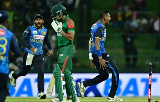 ছন্নছাড়া ব্যাটিংয়ে সিরিজ হারল বাংলাদেশ