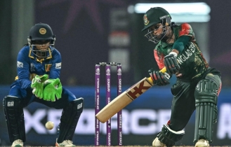 ৭ বলে ৫ উইকেটের পতনে হেরে গেল বাংলাদেশ