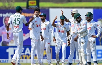 নাঈম-হাসানের নৈপুণ্যে ১০ রানের লিড পেল বাংলাদেশ
