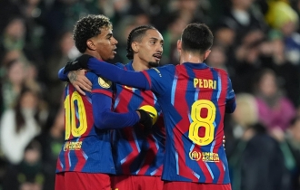 কোপা দেল রের শেষ আটে বার্সেলোনা