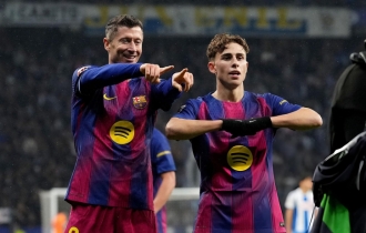 শেষ দিকের জোড়া গোলে টানা নবম জয় বার্সেলোনার শেষ দিকের জোড়া গোলে টানা নবম জয় বার্সেলোনার