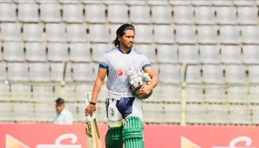 সাদা বলে রানবন্যা বইয়ে দ্বিতীয় টেস্টের দলে বিজয়