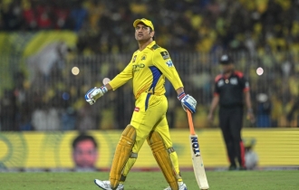 আবারও নেতৃত্বে ফিরতে পারেন ধোনি