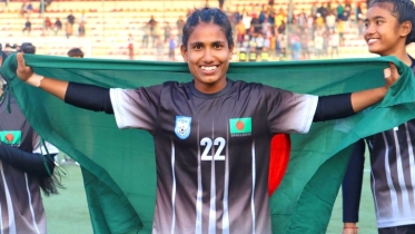 দেশকে চ্যাম্পিয়ন করে টুর্নামেন্টের সেরা গোলকিপার ইয়ারজান