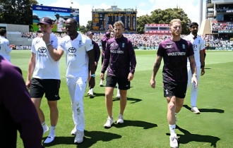 ইংলিশ ক্রিকেটারদের অতিরিক্ত মদ্যপান নিয়ে তদন্তের ঘোষণা