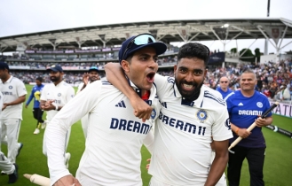 ব্যাটিংয়ে সেরা গিল, বোলিংয়ে সিরাজ
