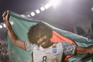 বাংলাদেশের দ্রুত উন্নতি দেখছেন হামজা