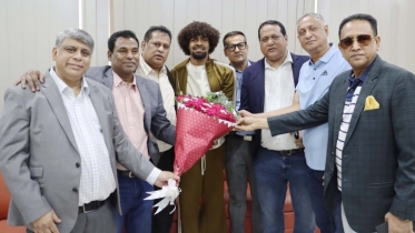 বাংলাদেশের হয়ে খেলতে এসেছেন হামজা