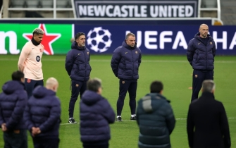 প্রিমিয়ার লিগের আছে অর্থের দাপট, বার্সার আছে মান: ফ্লিক