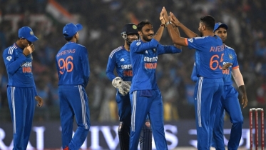 স্পিন নৈপুণ্যে এক ম্যাচ হাতে রেখেই সিরিজ জিতল ভারত