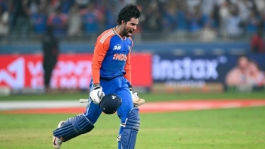 তিলকের ফিফটিতে পাকিস্তানকে হারিয়ে শিরোপা ভারতের