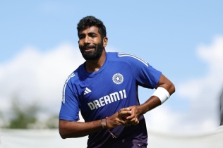ম্যানচেস্টার টেস্টে খেলবেন বুমরাহ