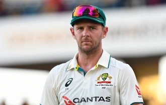 অ্যাশেজের প্রথম টেস্ট থেকে এবার ছিটকে গেলেন হ্যাজেলউড অ্যাশেজের প্রথম টেস্ট থেকে এবার ছিটকে গেলেন হ্যাজেলউড