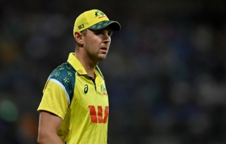 এখনই দলের সঙ্গে বিশ্বকাপে যাচ্ছেন না হ্যাজেলউড এখনই দলের সঙ্গে বিশ্বকাপে যাচ্ছেন না হ্যাজেলউড