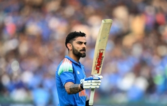 সাড়ে ৪ বছর পর র্যাঙ্কিংয়ের শীর্ষে কোহলি সাড়ে ৪ বছর পর র্যাঙ্কিংয়ের শীর্ষে কোহলি