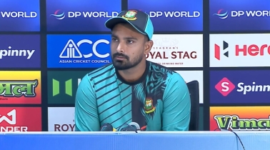আপনাকে এটা বুঝতে হবে প্রতি ম্যাচে ছক্কা মারলেই চলবে না। আপনাকে বুঝতে হবে বাউন্ডারি কতখানি আছে, প্রতিপক্ষ কেমন।… আমাদের স্মার্ট ক্রিকেট খেলতে হবে ▷