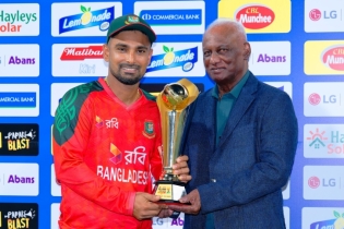 ভালো ক্রিকেট খেললেই হবে না, স্মার্ট ক্রিকেট খেলতে হবে। স্মার্ট ক্রিকেট খেললে অনেক কিছুই সম্ভব ▷