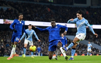 একই রাতে হোঁচট সিটি-লিভারপুল-ম্যানইউর