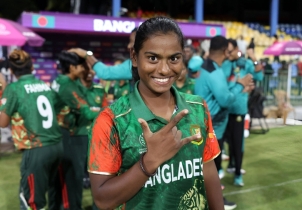 মারুফার বোলিংয়ে মুগ্ধ মালিঙ্গা