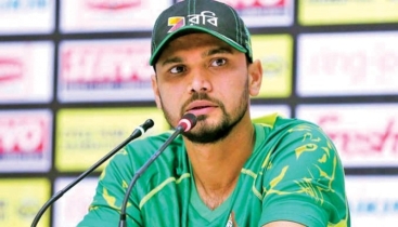 প্রশ্ন হতে পারে তামিম কেন দলে থাকতে চাইল না। আসলে সে উত্তর আমার কাছে নাই। সেটা একমাত্র তামিমই বলতে পারে ▷