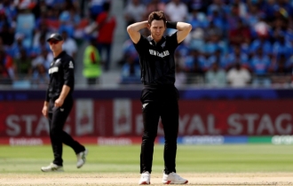 ফাইনালে অনিশ্চিত সর্বোচ্চ উইকেট শিকারি হেনরি