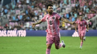 টানা ৫ ম্যাচে মেসির জোড়া গোল