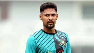 সাকিবের পাশে মুস্তাফিজ