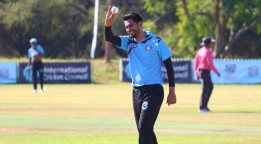 ২ বলে ৬ উইকেট নিয়ে বতসোয়ানার ক্রিকেটারের বিশ্বরেকর্ড