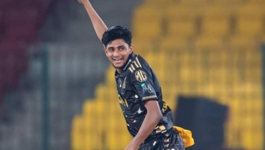 আগুন ঝরানো বোলিংয়ে পিএসএলে নাহিদের রেকর্ড