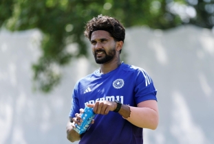 চোটে ইংল্যান্ড সিরিজ শেষ নিতিশের