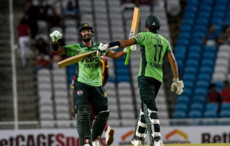 অভিষিক্ত নাওয়াজের ঝড়ে জয় দিয়ে ওয়ানডে সিরিজ শুরু পাকিস্তানের