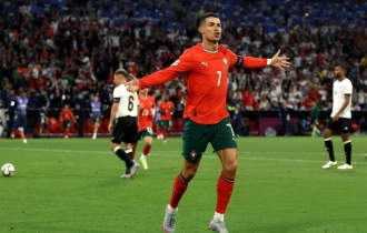 রোনালদোর গোলে ২৫ বছর পর জার্মানিকে হারিয়ে ফাইনালে পর্তুগাল