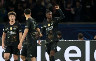 চেলসির জালে পিএসজির গোলউৎসব, হার এড়াল আর্সেনাল