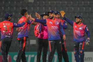 নোয়াখালীকে গুঁড়িয়ে রাজশাহীর দ্বিতীয় জয় নোয়াখালীকে গুঁড়িয়ে রাজশাহীর দ্বিতীয় জয়