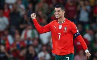 রেকর্ড ষষ্ঠ বিশ্বকাপে রোনালদো