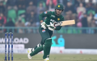 বিশ্বকাপের আগে টি-টুয়েন্টি র‌্যাঙ্কিংয়ের শীর্ষে ফিরলেন সাইম