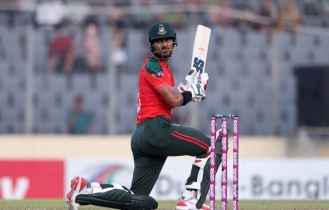 নাঈমের পারফরম্যান্সে হতাশ প্রধান নির্বাচক