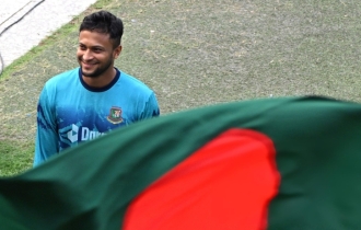 দেশে ৩ ফরম্যাটের সিরিজ খেলে জাতীয় দলকে বিদায় বলতে চান সাকিব